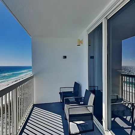 Pelican Beach #1403